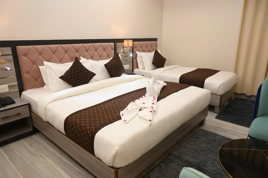 hotel kashi crown