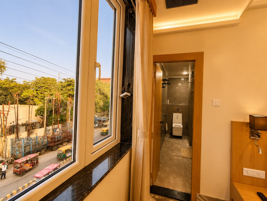 hotel kashi crown