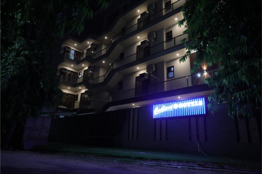 Radiant Blu Hotels Sec-70,Sector 70,3 star