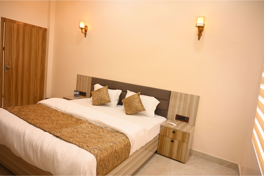 aryavart hotel