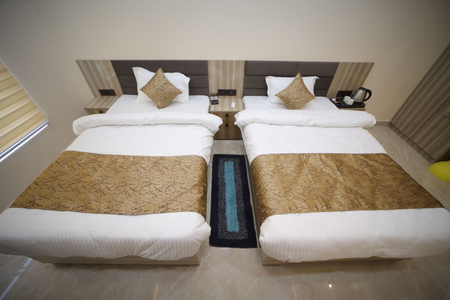 Aryavart Hotel,Ayodhya,3 star
