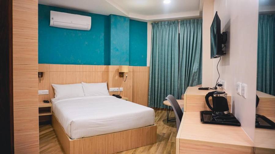 santrina hotels