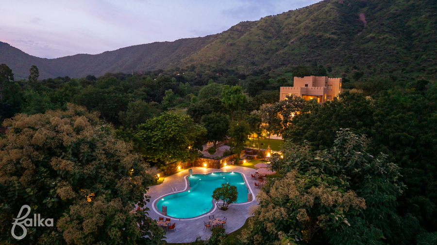 Dev Bagh Luxurious Private Suites,Debari,3 star