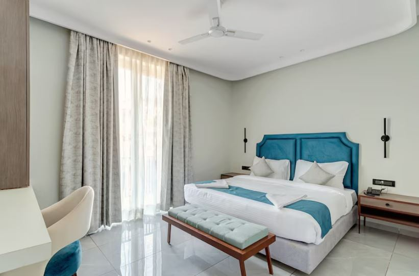 hotel baga bliss by celestiial hospitality
