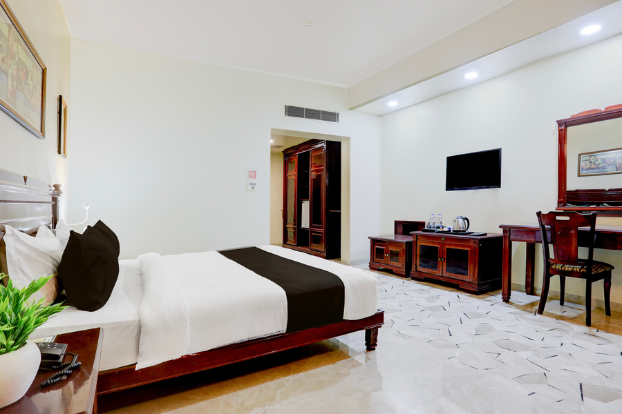 palette by checkin anand formerly hotel la casa inn