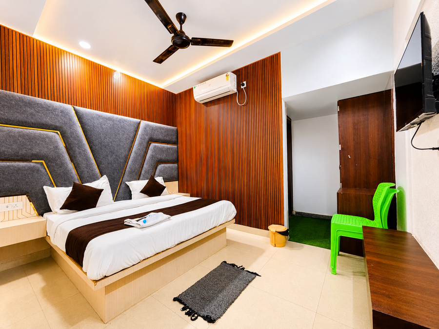 Hotel Mero Vrindavan,,3 star