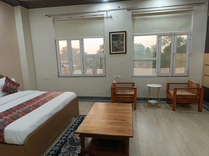 rao jagveer home stay