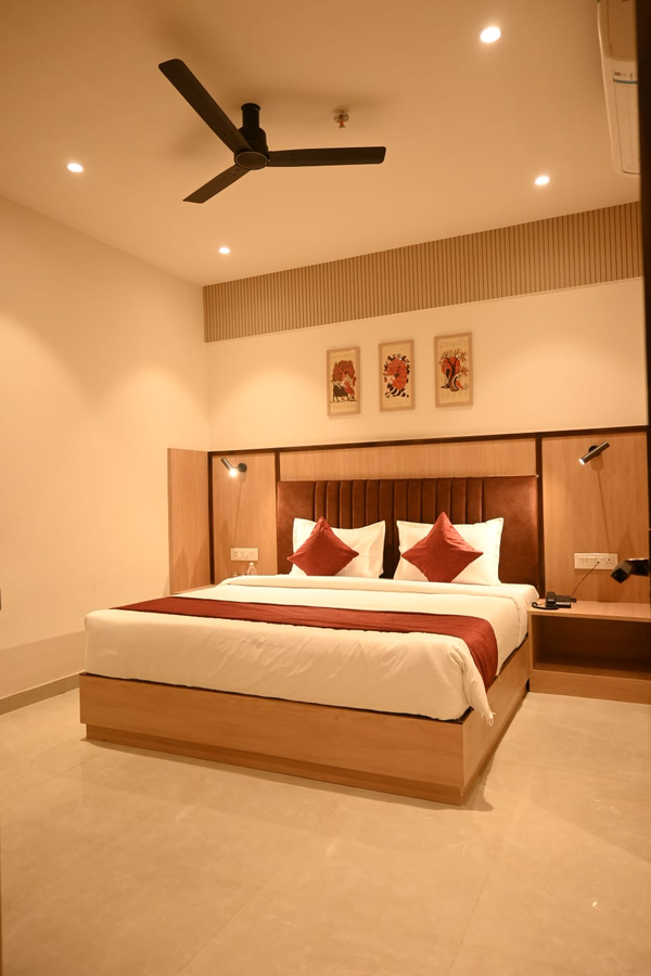 hotel vyom residency