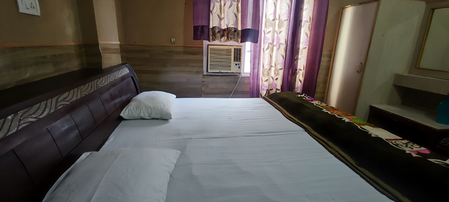 hotel ishaan international