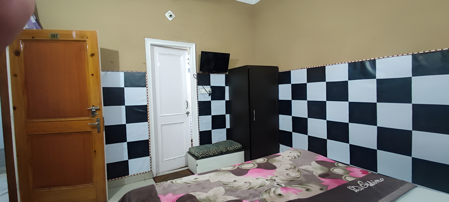 hotel ishaan international