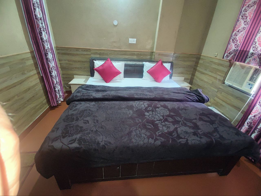 hotel ishaan international