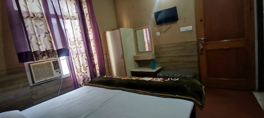 hotel ishaan international