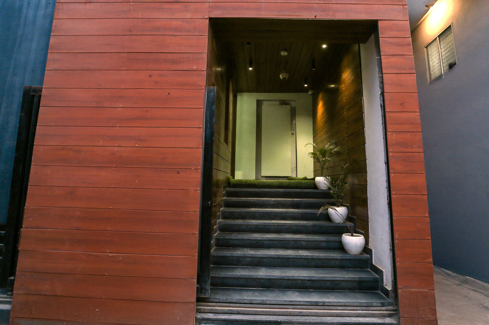 Super Collection O Vijay Nagar Square Formerly Hotel A5,,3 star