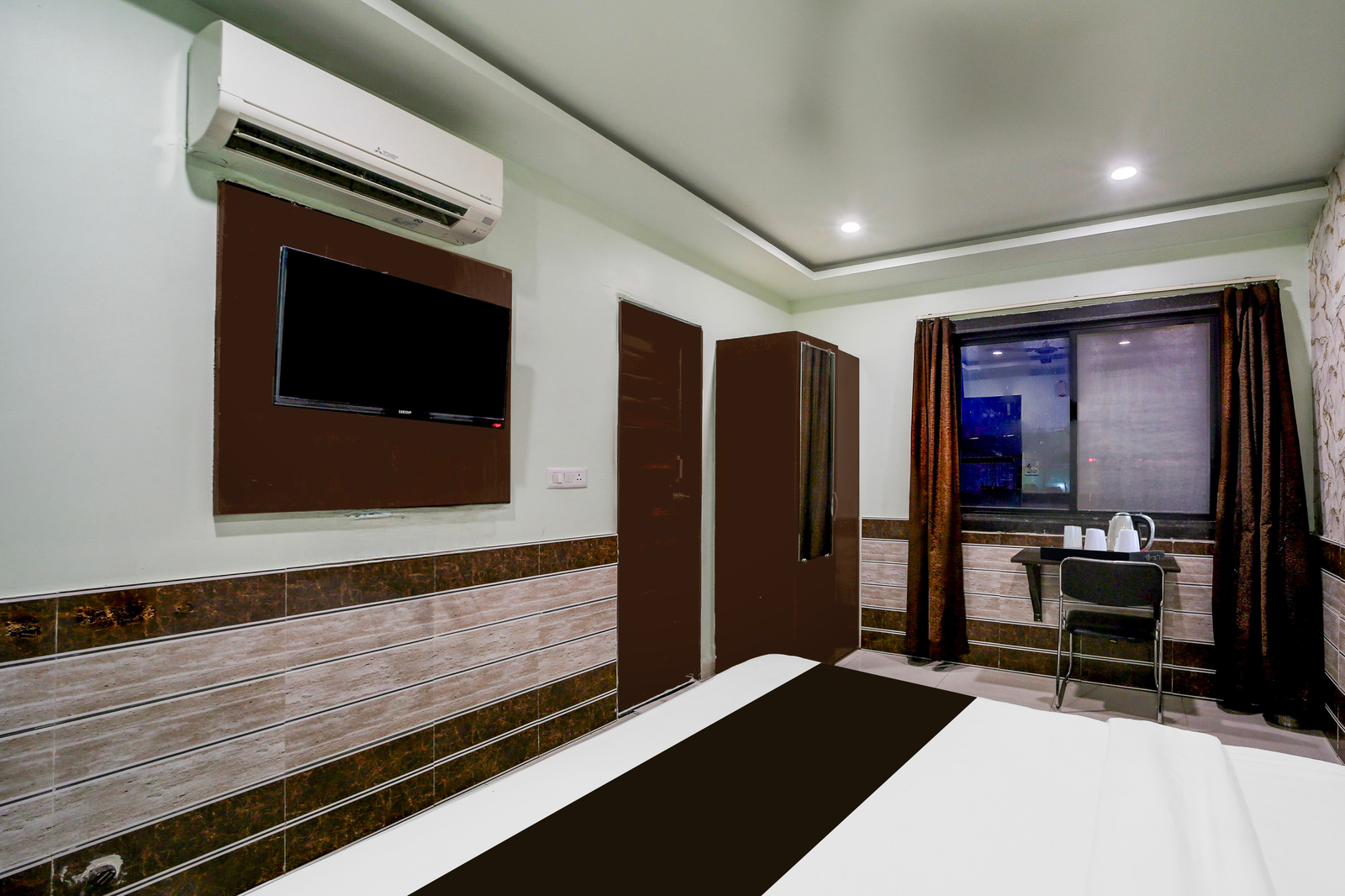 super collection o vijay nagar square formerly hotel a5