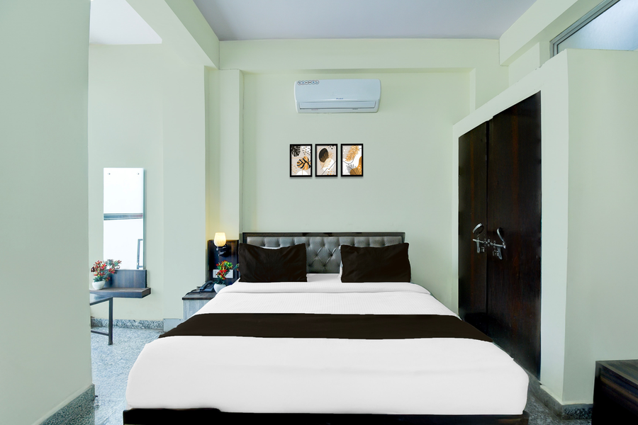 collection o sunder nagar golvyas formerly hotel vanshil