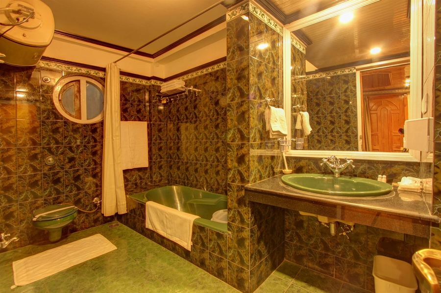 hotel kanishka manali