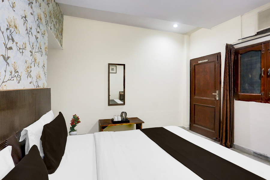 hotel o by oyo subhani building formerly hotel amandeep
