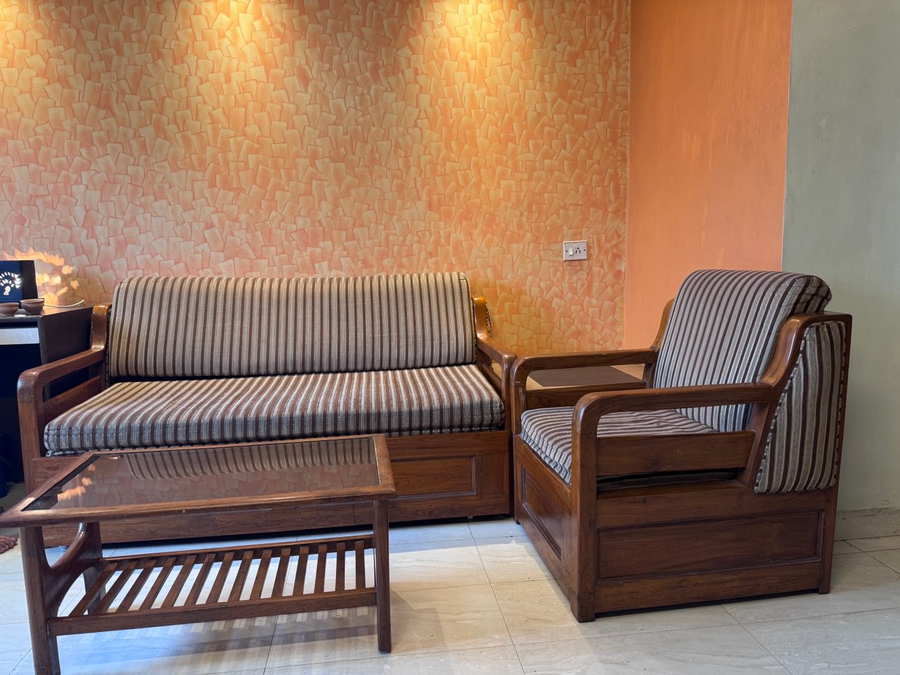 ostro inn 1bhk service apartment