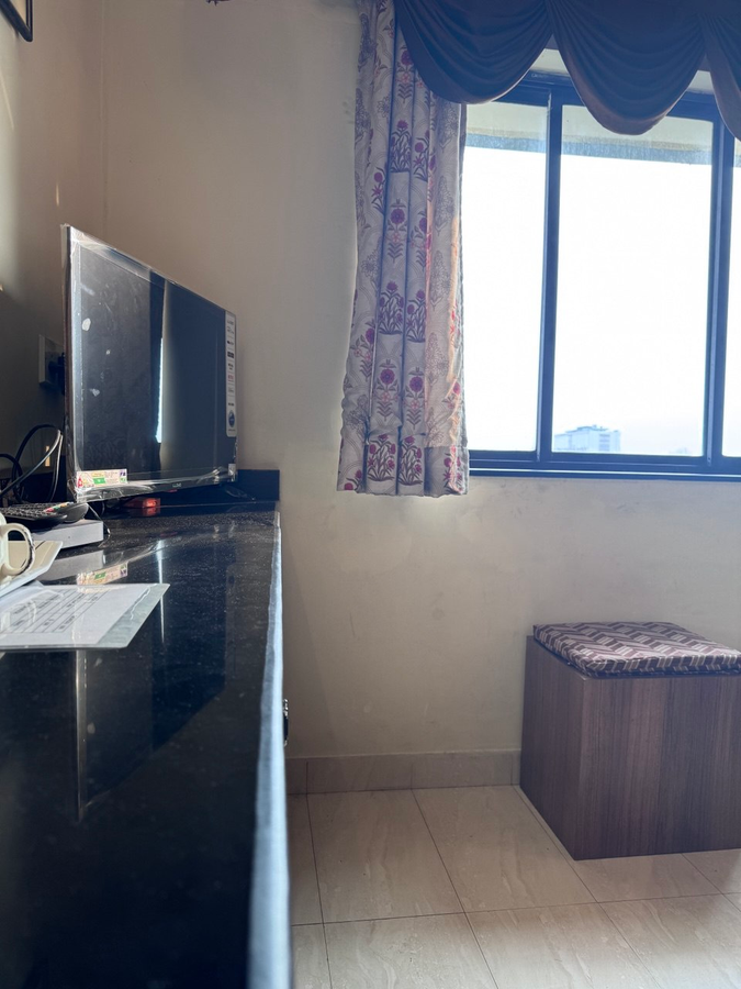 ostro inn 1bhk service apartment