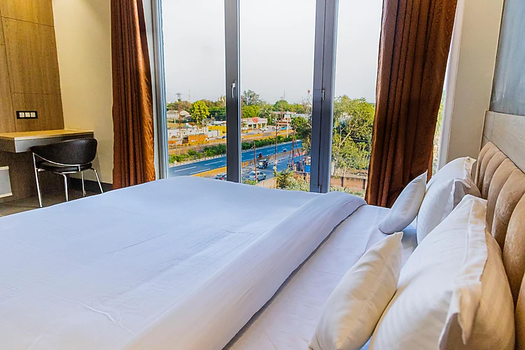 hotel aryavilas a luxury boutique hotel