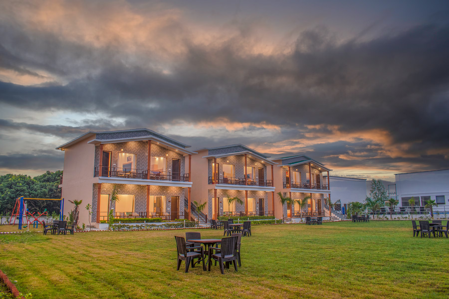 corbett green retreat resort