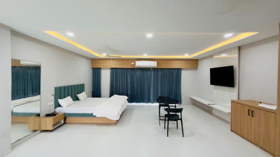 hotel mh 26 water world
