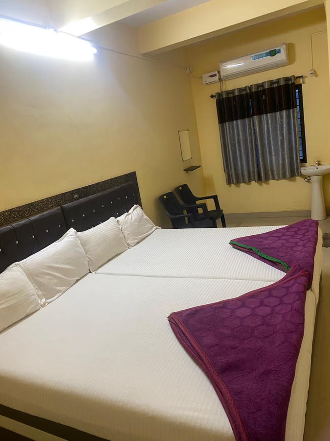 hotel kamath inn