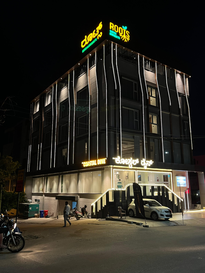 roots luxury suits and banquets