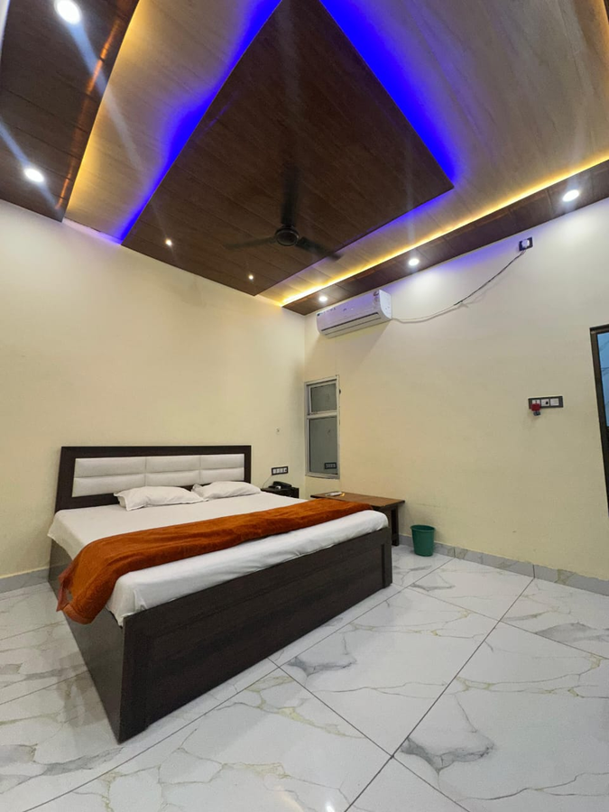 shree radhe palace