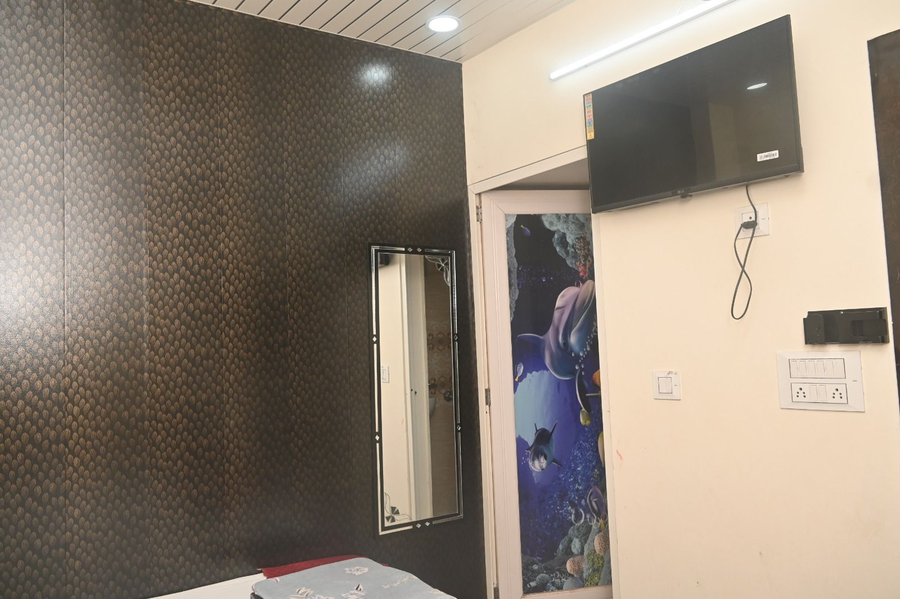 Jai Radhe Krishan Residency,,3 star