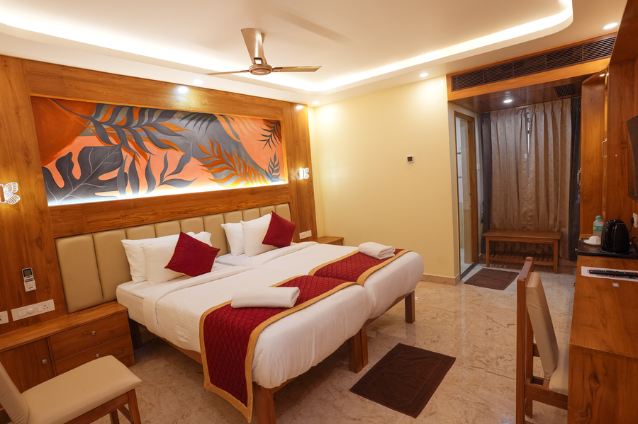 Le Kumar Residency,,2 star