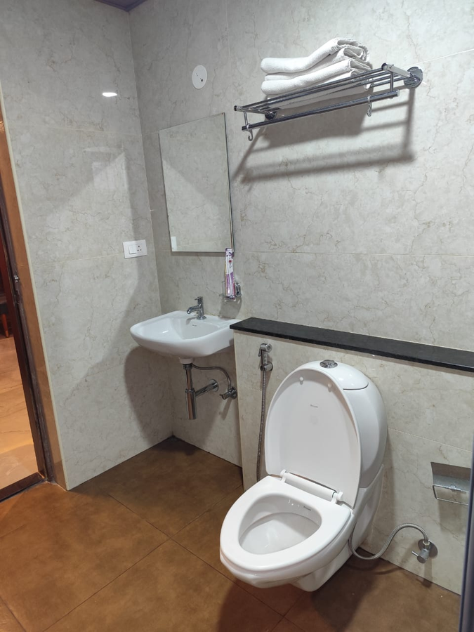 hotel aasare inn