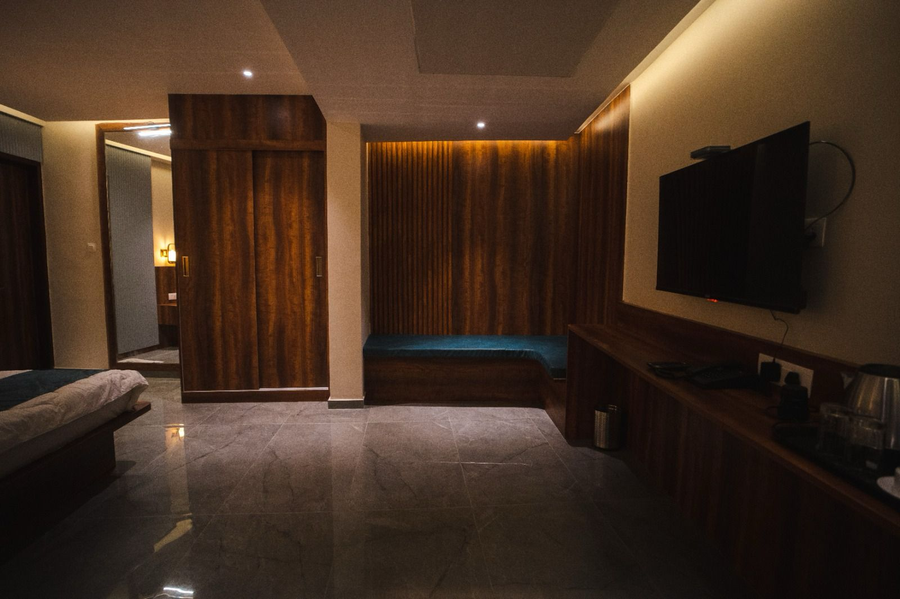 hotel aasare inn