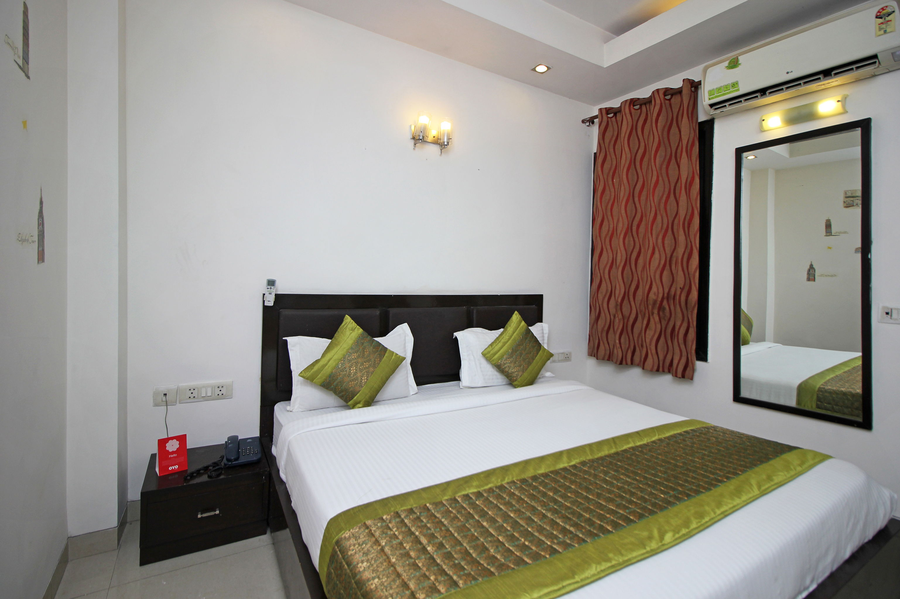 hotel delhi airport plaza