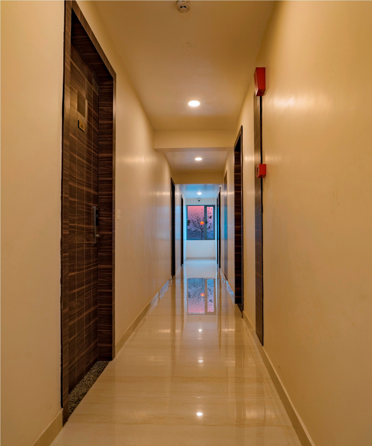 crimson park residency and spa hotel by wonder cliff