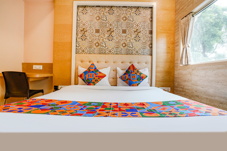 hotel neelkamal