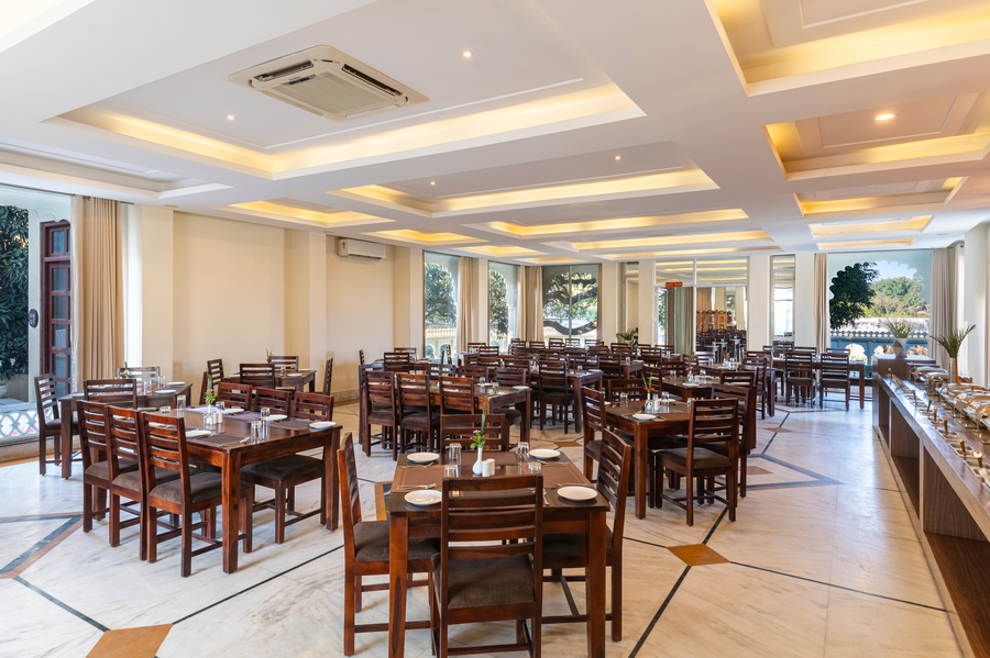 the everest hill resort and spa