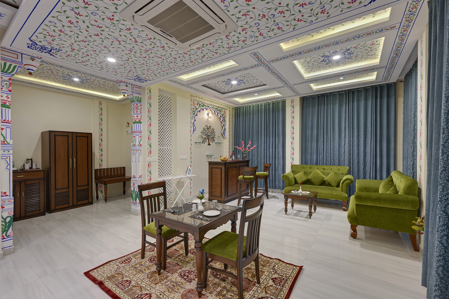 the everest hill resort and spa
