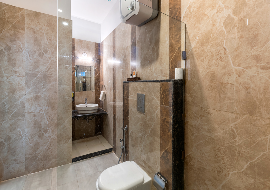 the everest hill resort and spa