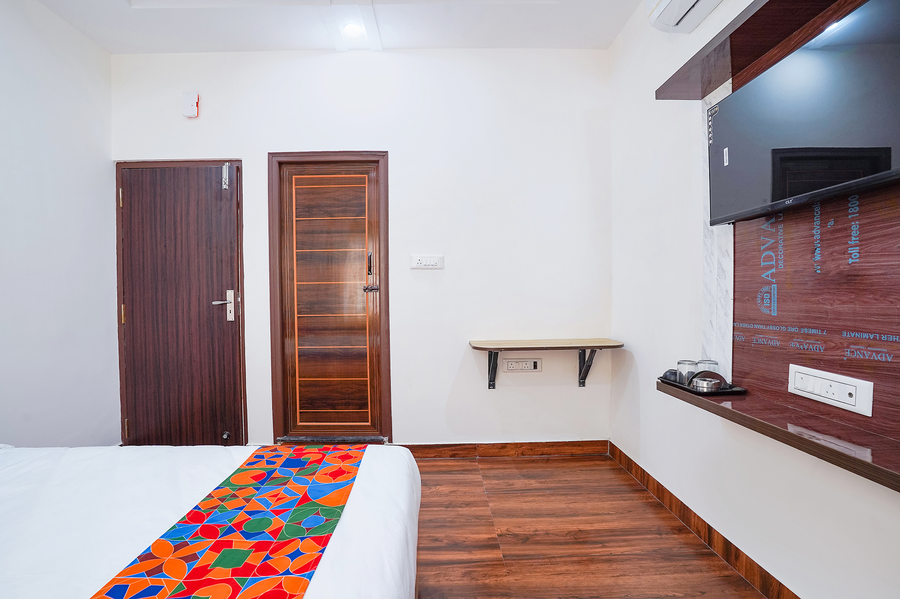 Fabhotel Hsr Gateway,,3 star