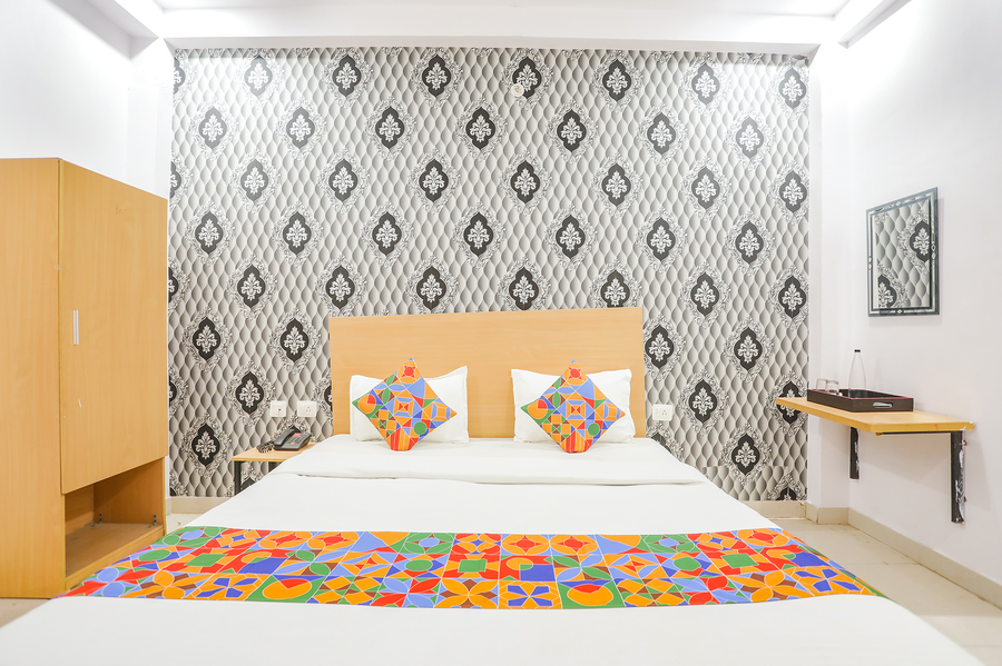 fabhotel pranjul inn