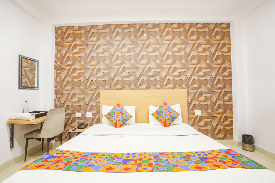 fabhotel pranjul inn