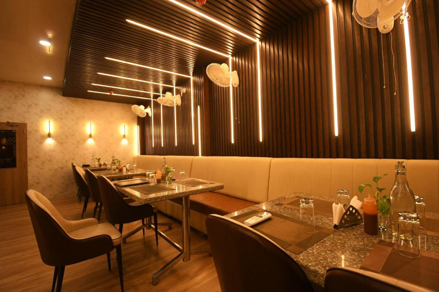 Hotel Adhunik,,3 star