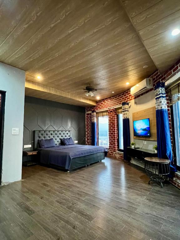 luxury 3bhk penthouse by the basera