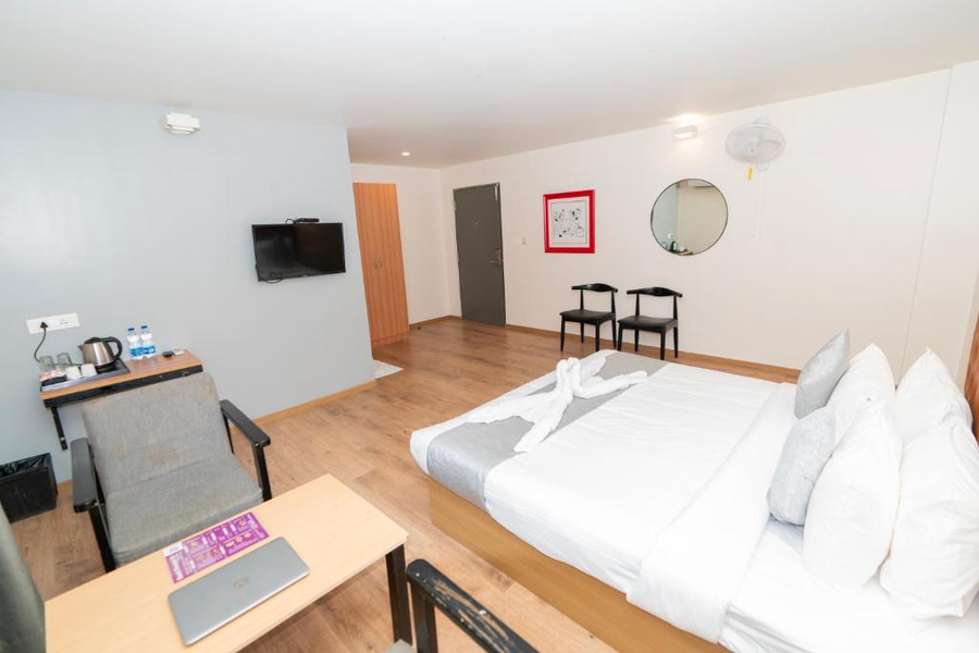 hotel royal samrat residency manyata tech park