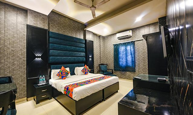 fabhotel bharat continental