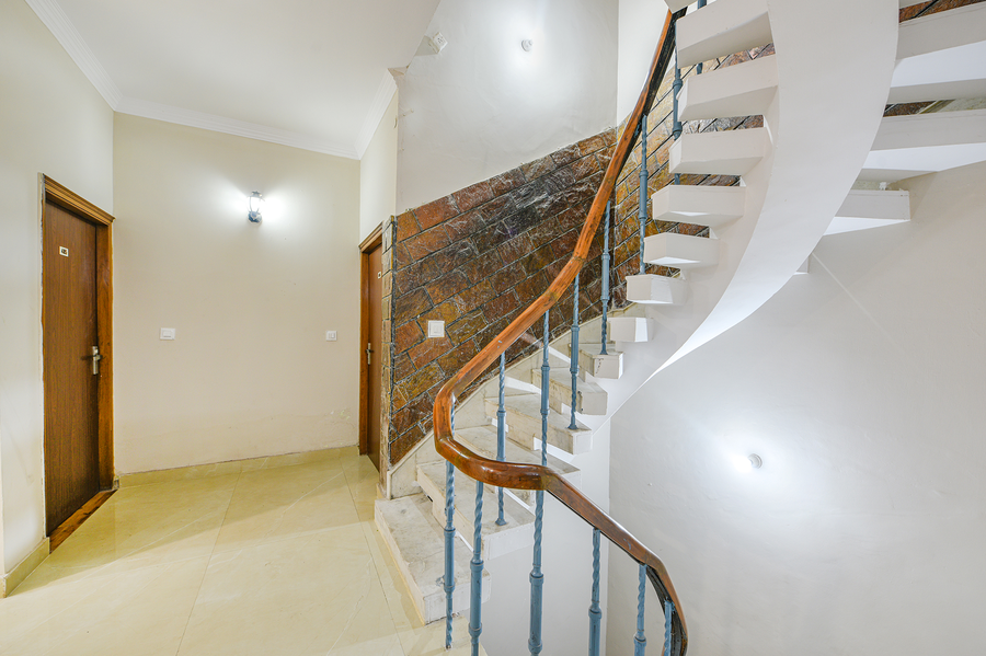 fabhotel alpine tree