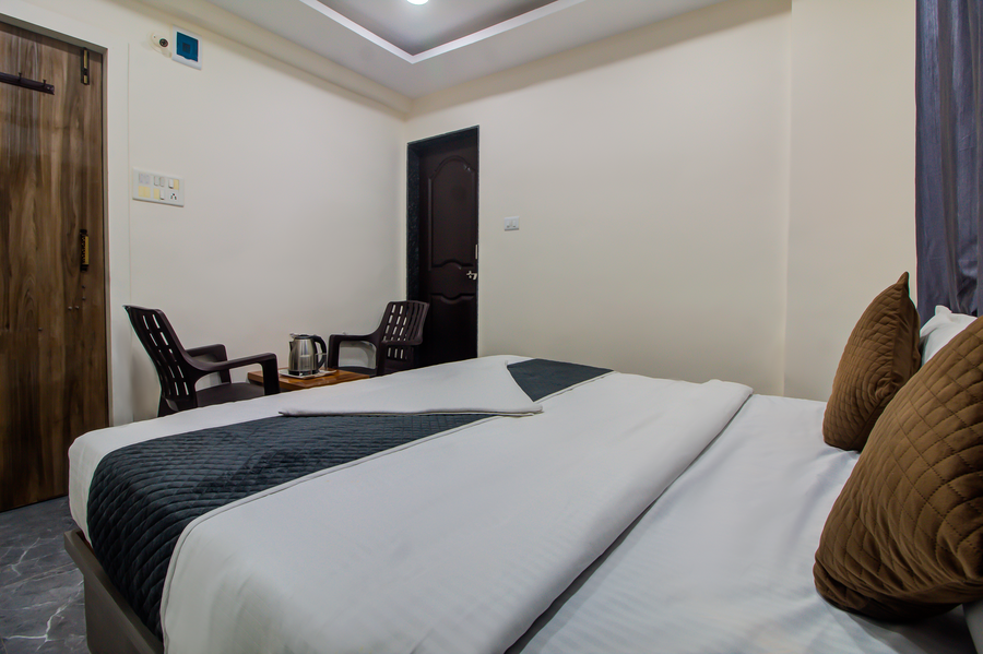 hotel aadya executive
