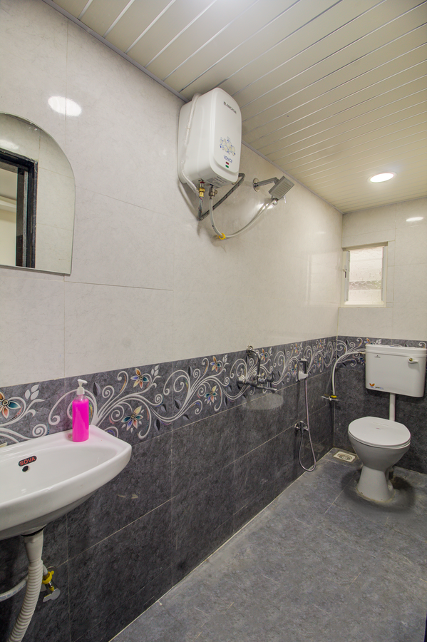 hotel aadya executive