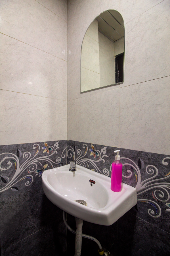 hotel aadya executive